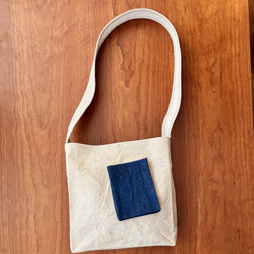 shoulder bag / cotton linen /blue pocket